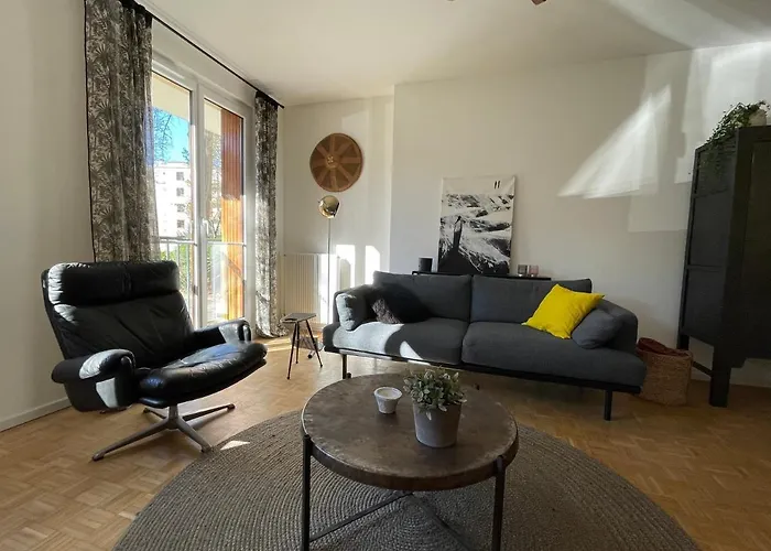 Tres Bel Appartement T3 Centre Ville, Commerces Et Gare